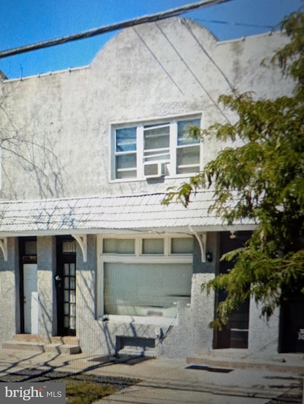 305 W Evesham Rd, Gloucester Township, NJ 08029
