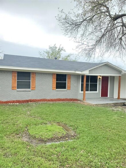 2005 Pyramid Dr, Mesquite, TX 75149