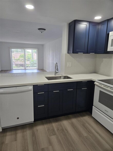 1700 NW 58th Terrace Unit 3J, Sunrise, FL 33313