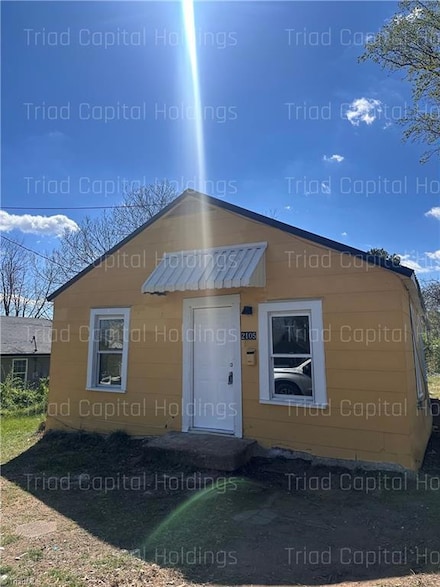 2105 26th St, Winston-Salem, NC 27105