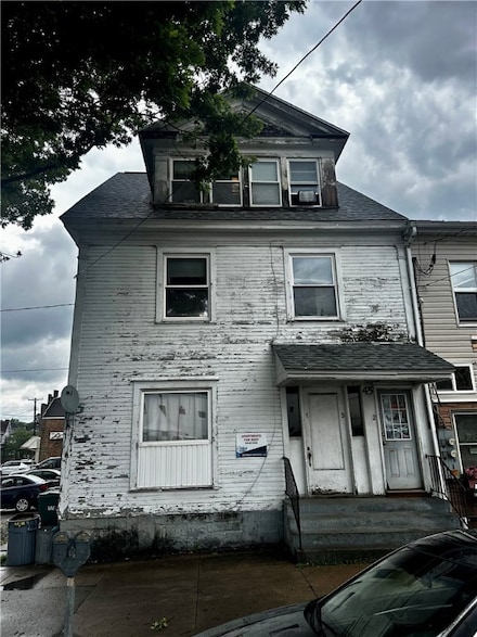 45 N 6th St, Indiana, PA 15701