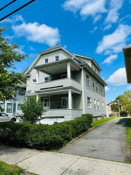 20 Berkshire St Unit 22, Indian Orchard, MA 01151