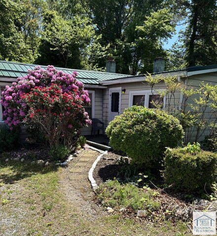 14 Bluespruce Dr, Spencer, VA 24165