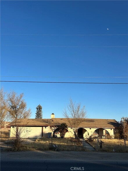 11343 1st Ave, Hesperia, CA 92345