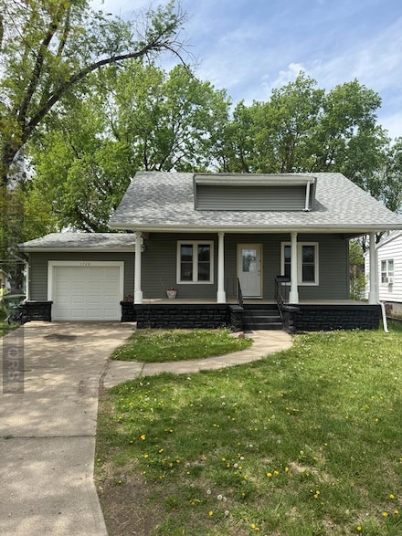 1728 N Huston Ave, Grand Island, NE 68803
