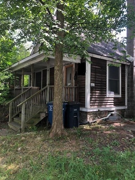 210 Beakes St, Ann Arbor, MI 48104