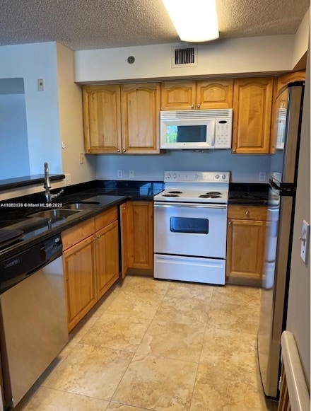 19601 E Country Club Dr Unit 7303, Miami, FL 33180