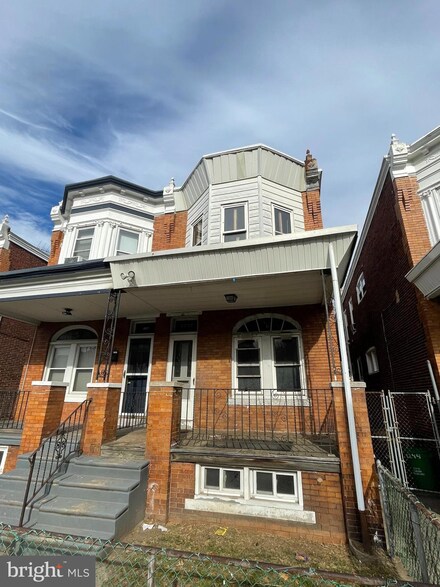 1242 Princess Ave, Camden, NJ 08103