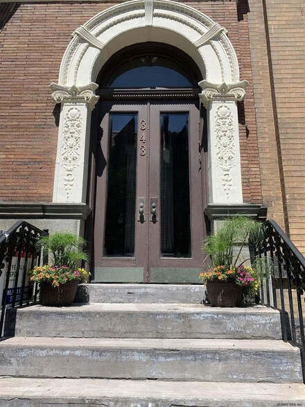 343 State St, Albany, NY 12210