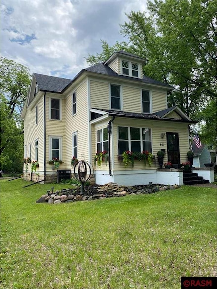 607 607 N Minnesota Ave, St. Peter, MN 56082