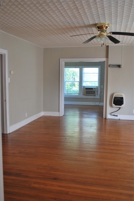 701 W Sycamore St, Denton, TX 76201