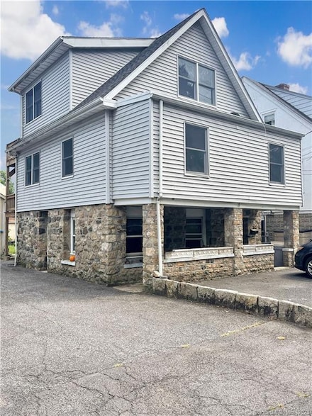 17 Bible St, Cos Cob, CT 06807