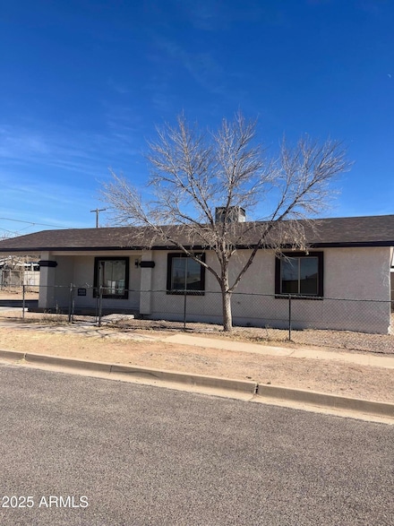 810 E 3rd St, Douglas, AZ 85607