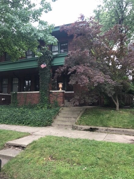 1109 W Berry St, Fort Wayne, IN 46802