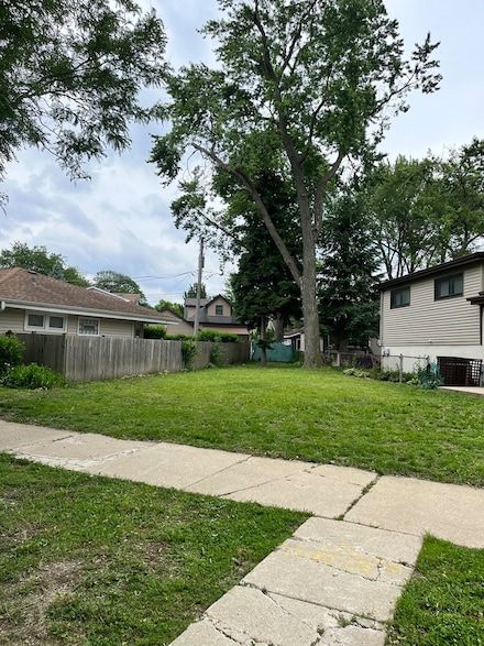 6724 N Avondale Ave, Chicago, IL 60631