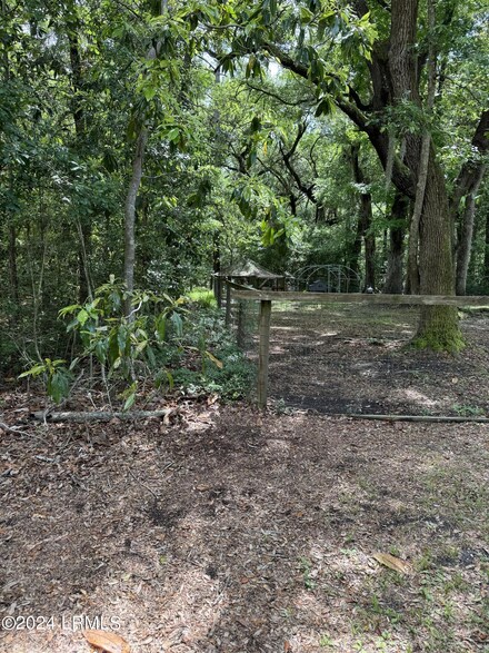 34-C Harris Ln, St. Helena Island, SC 29920