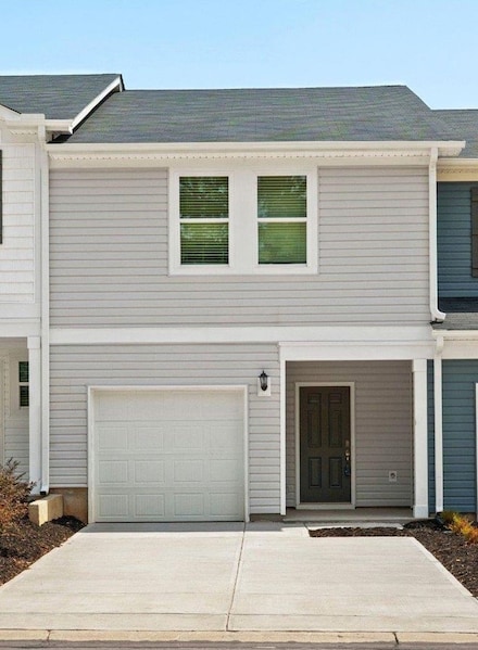 831 Ernest Ln, Lyman, SC 29365