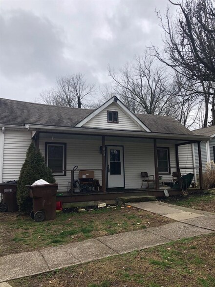 213 E Stephens St, Midway, KY 40347