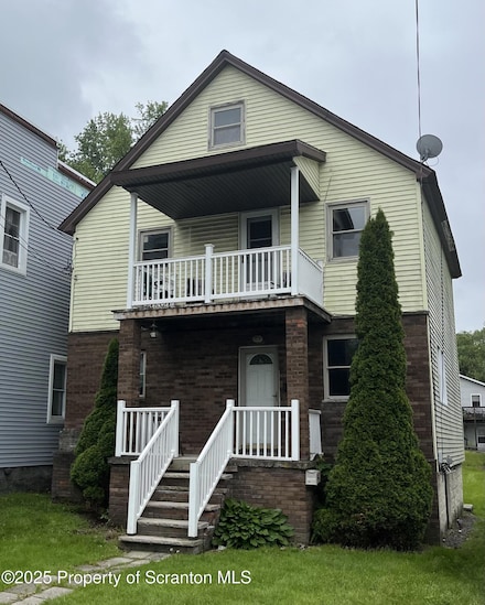 533 E Pine St, Olyphant, PA 18447