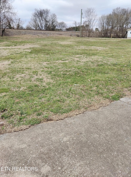 838 Mulberry St, Loudon, TN 37774