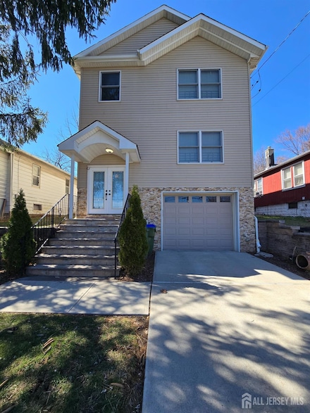 19 Henry St, Edison, NJ 08820