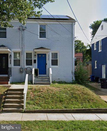 5449 B St SE, Washington, DC 20019