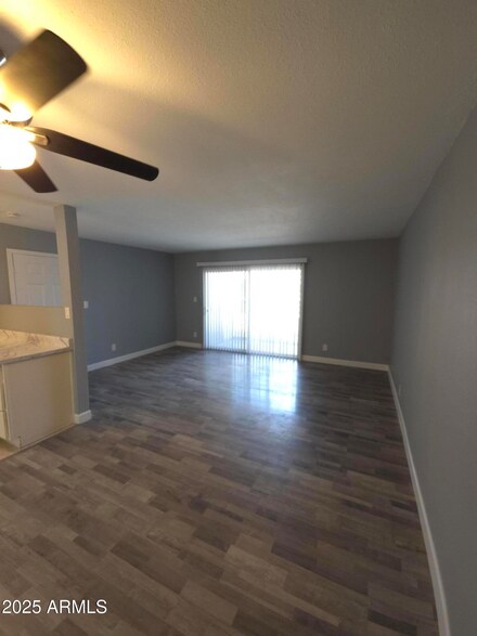 2121 W Royal Palm Rd Unit 1014, Phoenix, AZ 85021