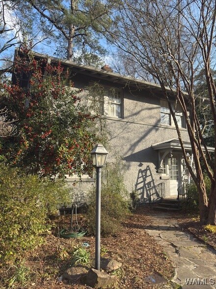 16 Pinehurst Dr, Tuscaloosa, AL 35401