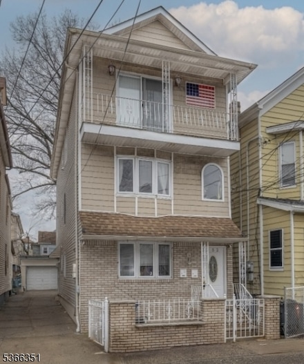 152 Court St, Elizabethport, NJ 07206