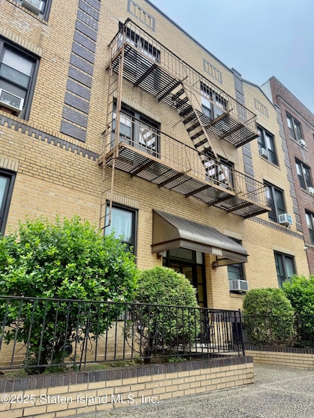 338 92nd St Unit 1B, Brooklyn, NY 11209
