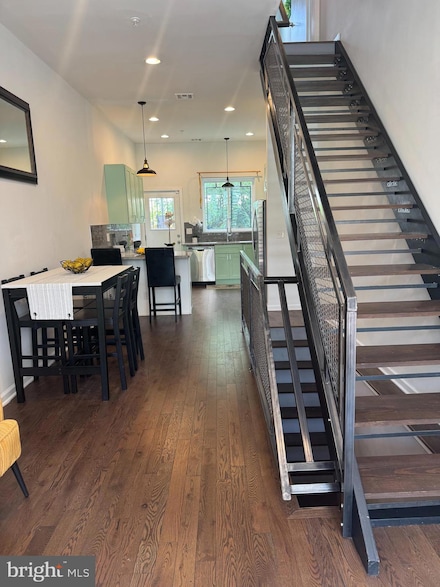 2208 Amber St, Philadelphia, PA 19125