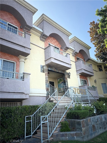 7035 Woodley Ave Unit 113, Van Nuys, CA 91406