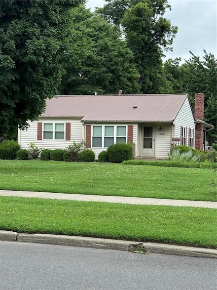 1028 Main St, New Madrid, MO 63869