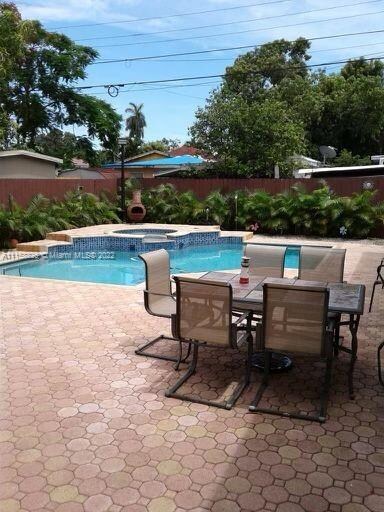 1167 E 2nd Ave, Hialeah, FL 33010