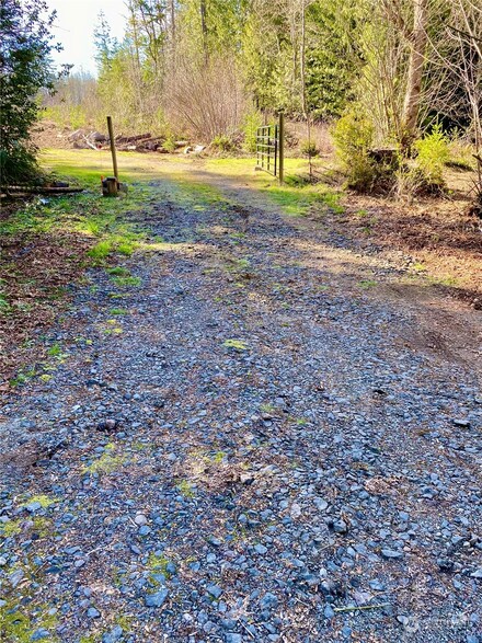 3814 Reeves Rd SW, Longbranch, WA 98351
