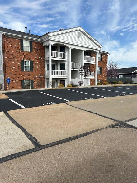 142 Jubilee Hill Dr Unit A, Grover, MO 63040