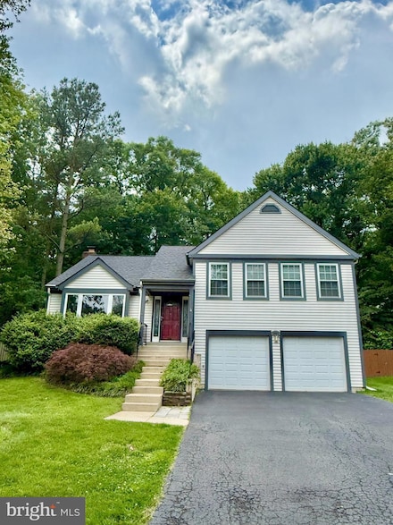 9003 Triple Ridge Rd, Fairfax Station, VA 22039