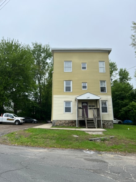 1380 Bank St, Waterbury, CT 06708