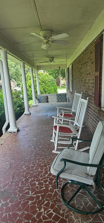 1567 Sanford Rd, Charleston, SC 29407