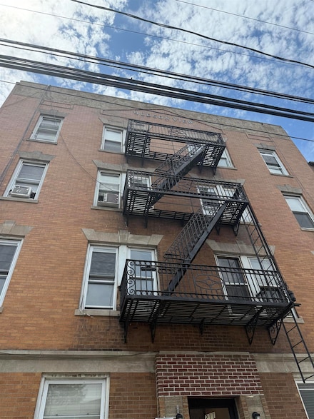 211 64th St Unit 9, West New York, NJ 07093