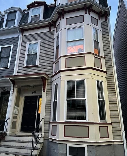 662 E 7th St Unit 3, Boston, MA 02127