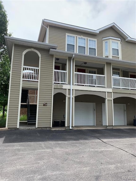 2746 McKnight Crossing Ct Unit 111, Saint Louis, MO 63124
