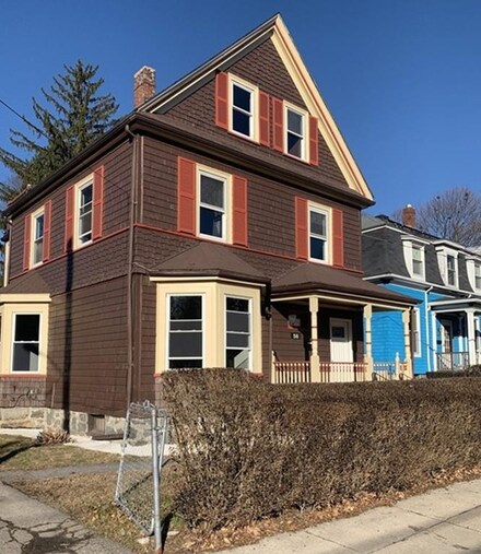 58 Bailey St, Dorchester Center, MA 02124