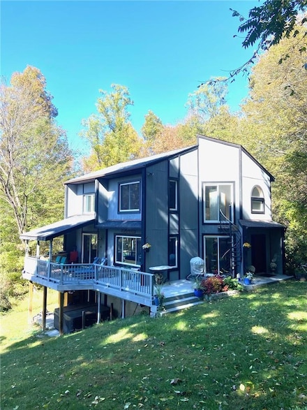 46 Patricia Ln, Clinton Corners, NY 12514