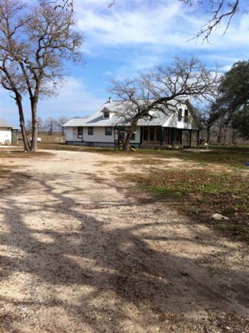 1656 County Rd, Stockdale, TX 78160