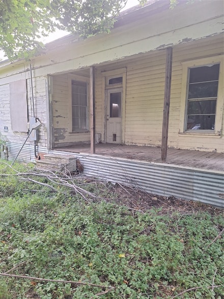 601 S Narcissus, Kosse, TX 76653