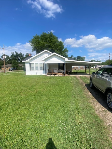 218 North St, Mangham, LA 71259