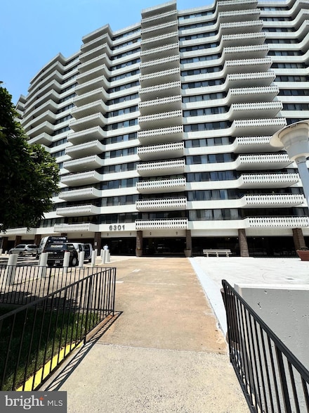 6301 Stevenson Ave Unit 808, Alexandria, VA 22304