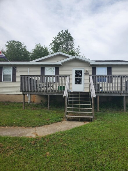 7904 W 700 N, Culver, IN 46511