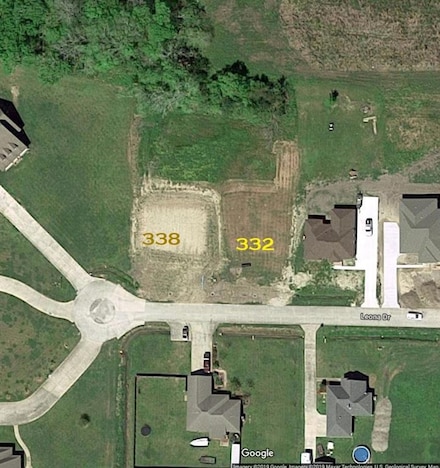 332 Leona Dr, Mathews, LA 70394